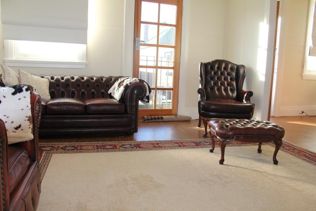 Mentor Chambers Apartment Bed & Breakfast West Wyalong Buitenkant foto